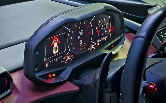 Lamborghini Revuelto