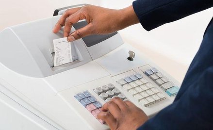 Kasa fiskalna nie musi być obowiązkowa, gdy klient nie płaci gotówką