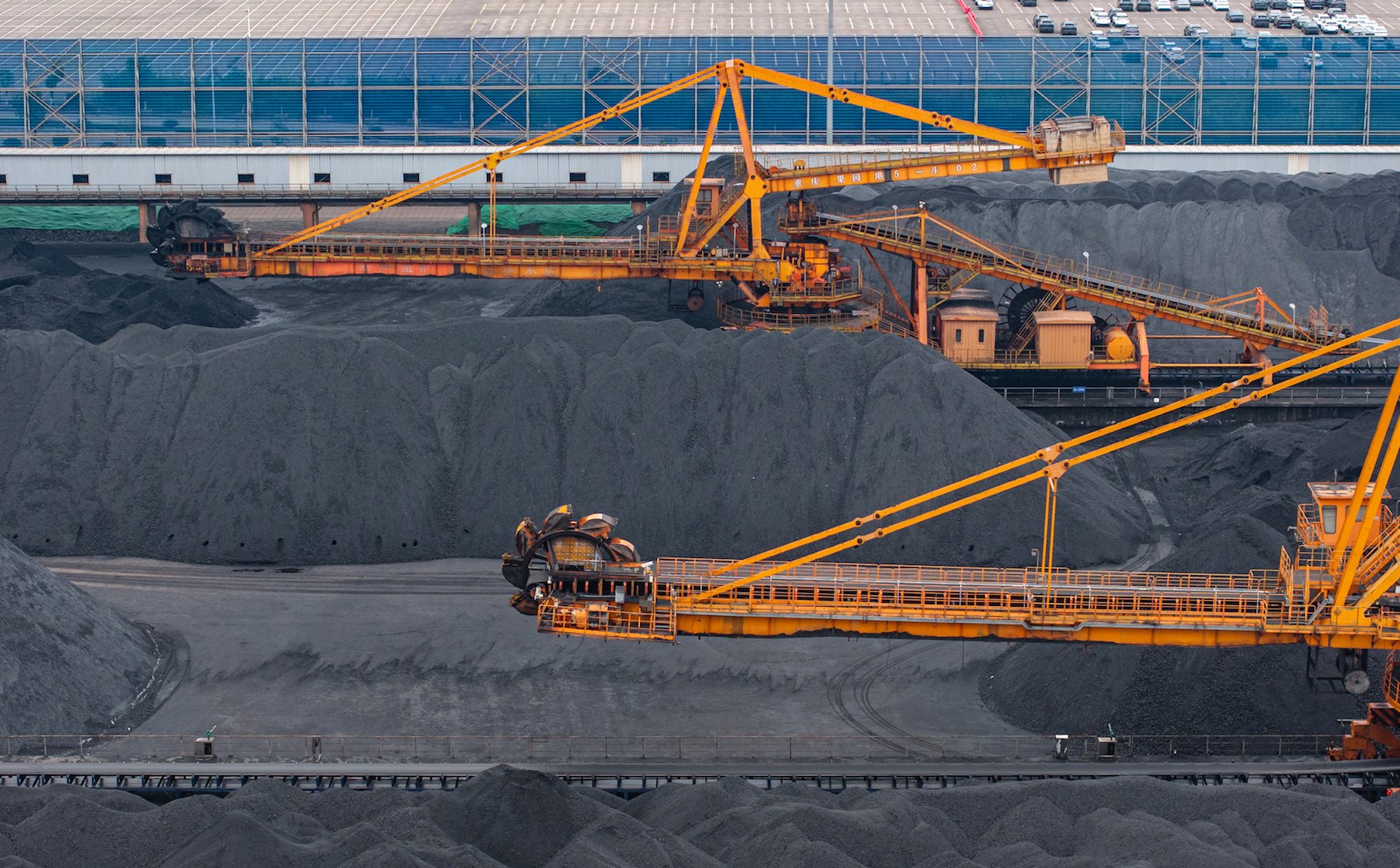 Nowa strategia gospodarcza Chin. Ofensywa OZE, węgiel i „okienko” dla CO2