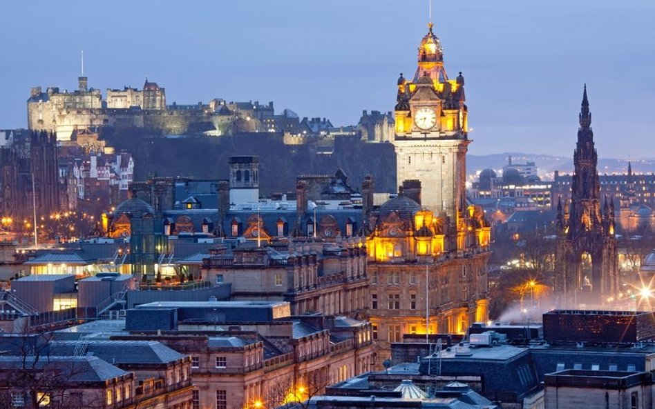 Szkocja: Lokalne władze w Fife i Glasgow rozważają wprowadzenie bezwarunkowego dochodu podstawowego