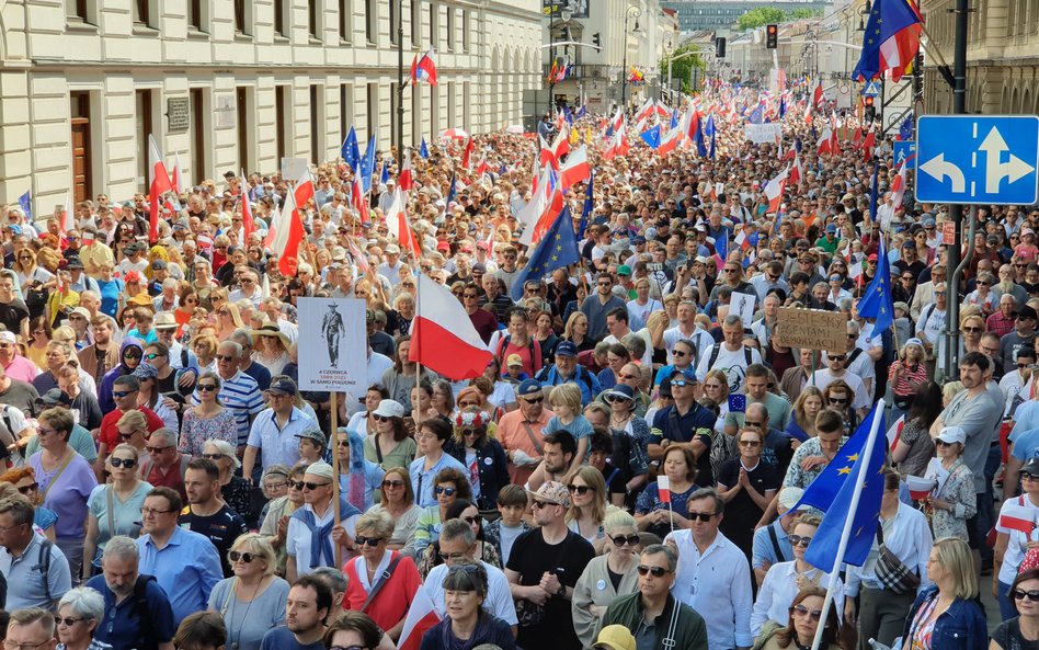 Niemiecka prasa pisze o marszu 4 czerwca. „PiS popełnił dwa decydujące błędy”