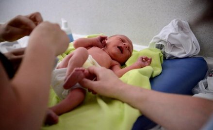 Położne sprzedawały noworodki gangom