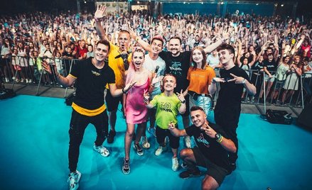 Youtuber Friz przeznaczy milion dol. na naukę i technologie