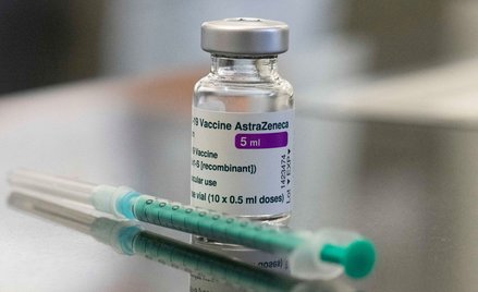 EMA za dalszym stosowaniem szczepionki przeciw COVID-19 firmy AstraZeneca