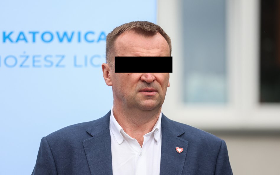 Katowice, 09.09.2024. Wicemarszałek województwa śląskiego Bartłomiej S. na briefingu prasowym.