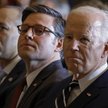 Spiker Izby Reprezentantów Mike Johnson i prezydent Joe Biden