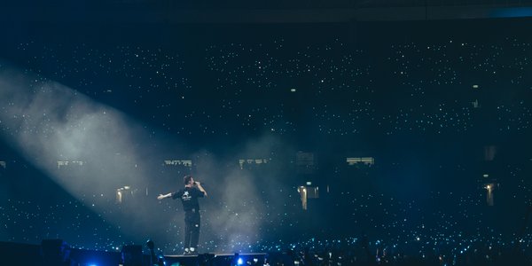 Dawid Podsiadło Kicks Off Record-Breaking Stadium Tour, Announces New Album