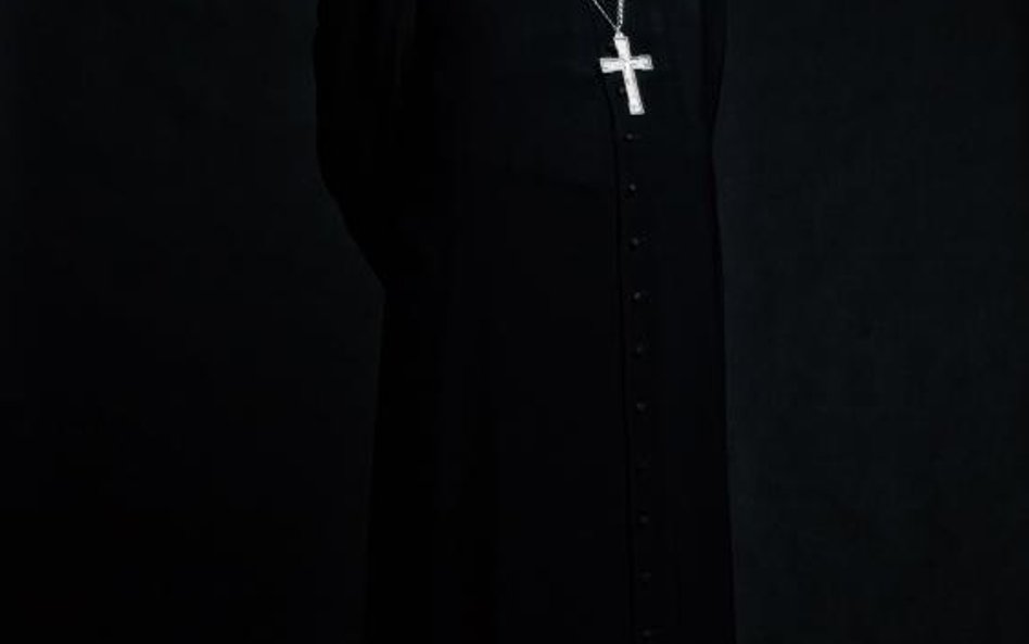 Zdjęcie pojedyncze - II miejsce w kategorii PORTRET SESYJNY Autor: Darek Golik, dla „Plus Minus. Rze