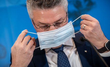 Koronawirus: Niemcy ofiarą udanej walki z COVID-19 wiosną?