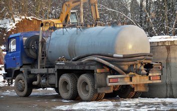 W Warszawie około 20 tysięcy nieruchomości wciąż nie jest podłączonych do sieci kanalizacyjnej