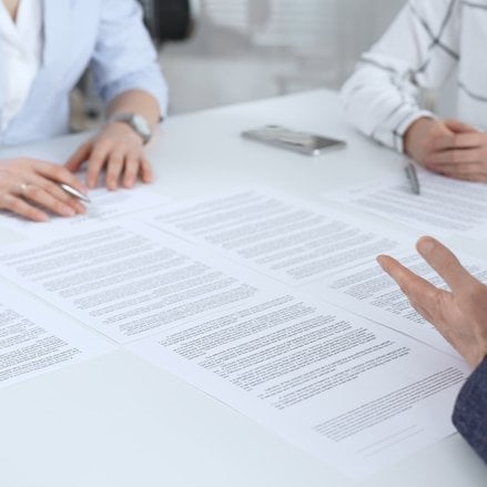 PIP dostała potężne narzędzie. Może nakazać firmie zatrudnienie na etat
