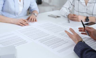 PIP dostała potężne narzędzie. Może nakazać firmie zatrudnienie na etat