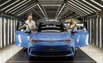 Z powodu braku półprzewodników produkcja zostaje czasowo wstrzymana w zakładach Volkswagena w Wolfsb