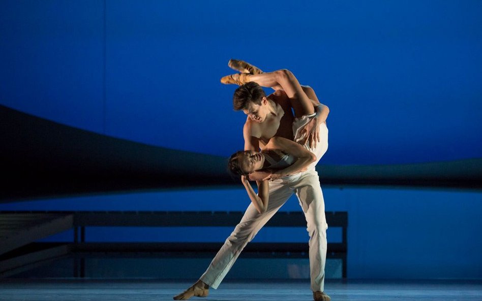 Yuka Ebihara i Kristóf Szabó w „Świteziance”.