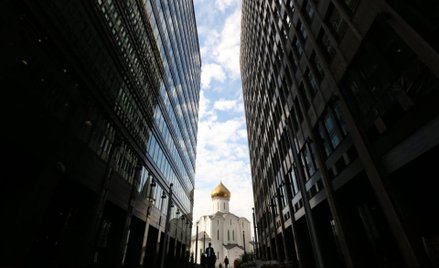 Przyśpiesza odpływ kapitału z Rosji. W ciągu dwóch miesięcy wypłynęło za granicę 24 mld dol. neto.