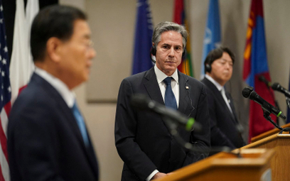 Szefowie dyplomacji Korei Południowej, USA i Japonii: Chung Eui-yon, Antony Blinken i Yoshimasa Haya
