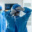 „To jest patologia”. Prezes szpitala o zarobkach lekarzy liczonych w milionach