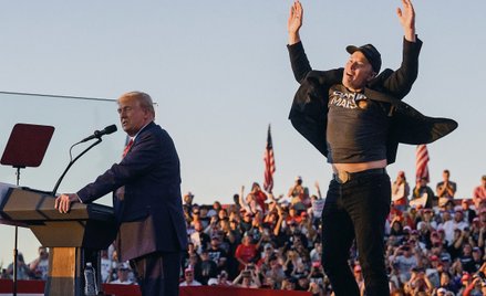 Elon Musk szaleje na scenie obok Donalda Trumpa w czasie wiecu w Butler w Pensylwanii; 5 październik