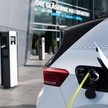 #WykresDnia: Volkswagen pokona Teslę?