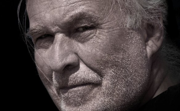 Hipsz był absolwentem warszawskiego III LO im. gen. Sowińskiego.