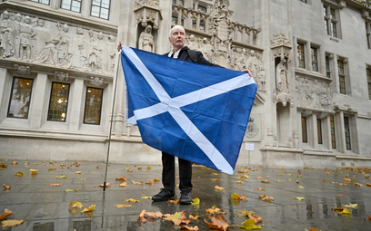 45 proc. Szkotów opowiada się za niepodległością, a 46 proc. jest temu przeciwna