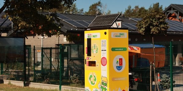 Olejomaty opanowują Mazowsze, ale omijają Warszawę. Stolica czeka na innowacyjny recykling