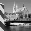 Widok ze Zgorzelca przez Most Staromiejski na kościół św. Piotra w Görlitz