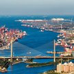 Port Tianjin w północnych Chinach
