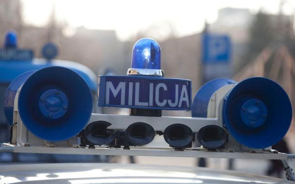 Były milicjant może zaskarżyć odmowę sprostowania świadectwa służby