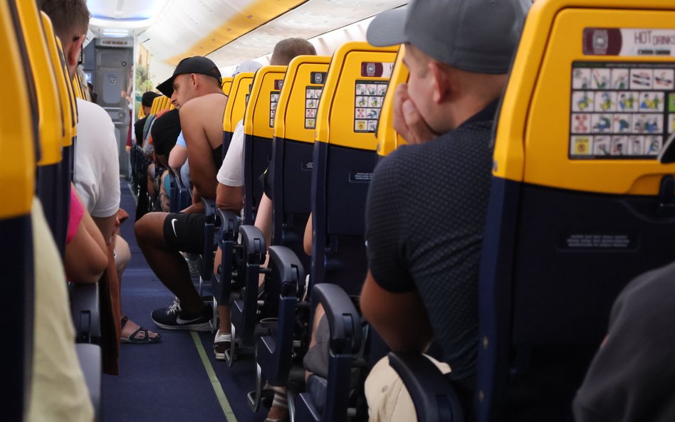 Źle zachowujesz się w samolocie? Czeka cię zakaz latania na lata