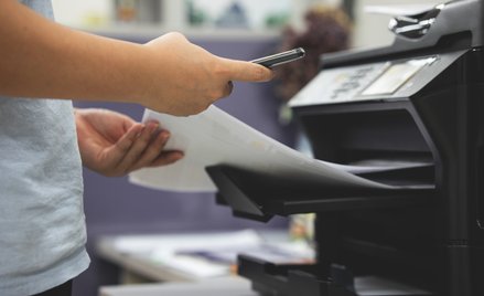 Niemal 3/4 firm zamierza drukować na papierze wybrane lub wszystkie faktury, niezależnie od tego, że