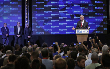 Główny rywal Netanjahu: Wygląda na to, że premier przegrał