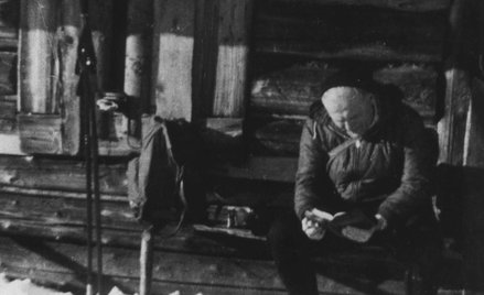 Karol Wojtyła w górach.