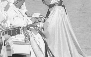 21 lutego 1998 roku Jan Paweł II wyniósł biskupa Jorge Bergoglio do godności arcybiskupa Buenos Aire