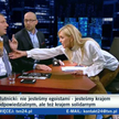 Wyrywanie przez Monikę Olejnik Przemysławowi Wiplerowi drastycznych zdjęć osób zamordowanych w Syrii