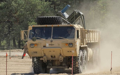 Pojazd wojskowy wyposażony w system Volcano