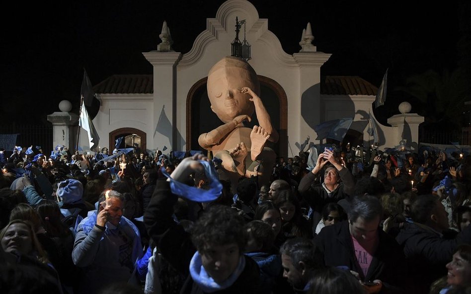 Argentyna: Lekarze protestują przeciw liberalizacji aborcji