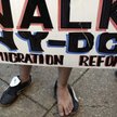 Saul Linares szedł z Hempstead w stanie Nowy Jork przez ponad tydzień, żey przyłączyć się do protest