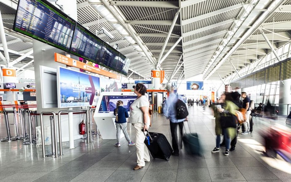 Polska może wydać 142 miliony złotych na ratowanie lotnisk