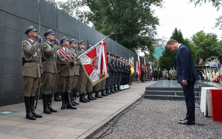 Andrzej Duda do powstańców: Patrzę na was i wiem, że było warto