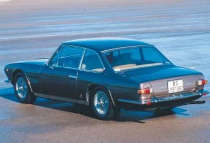 Mexico ma tylny napęd i zapewnia sportowe osiągi.