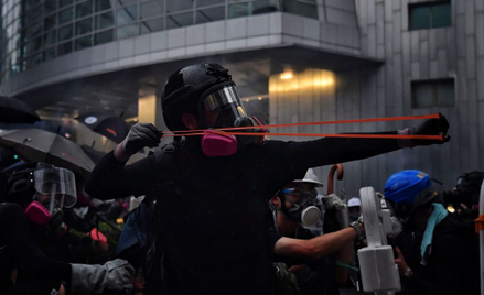 Hongkong: Rotacja chińskich żołnierzy w przededniu demonstracji