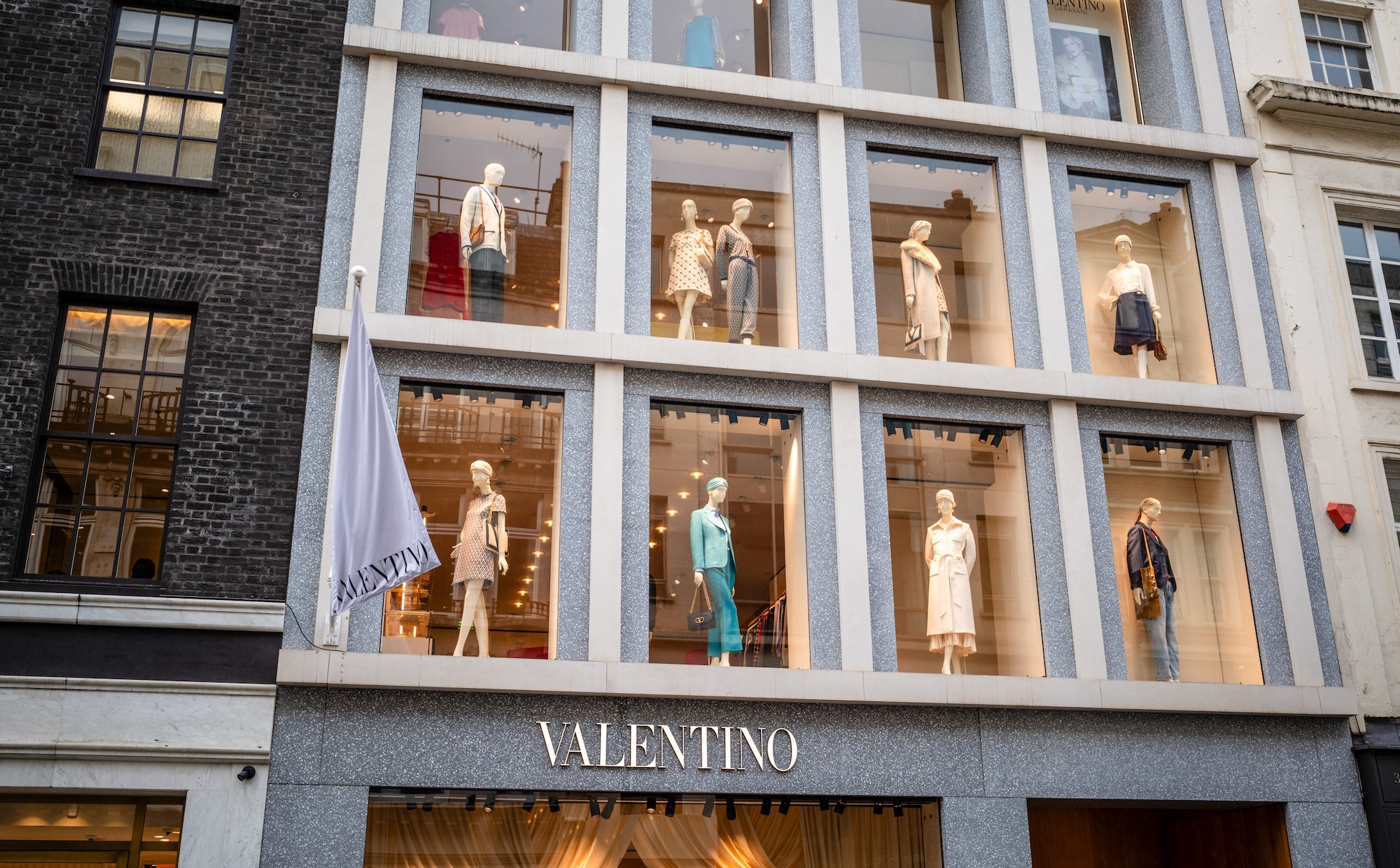 Kłopoty słynnego włoskiego domu mody. Spadek przychodów, Gargamel idzie na L4