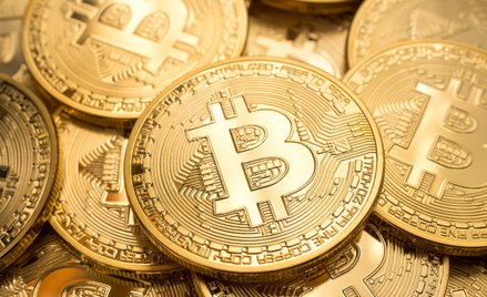 Bitcoin znów błyszczy i daje zarobić
