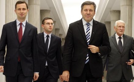 Władysław Kosiniak Kamysz i Janusz Piechociński ostatnio brylują w mediach zapowiadając walkę ze sku