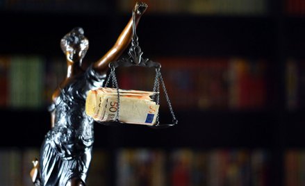 Zażalenia poziome - sprawy błahe tylko dla prawników. RPO zgłasza problem ministrowi sprawiedliwości