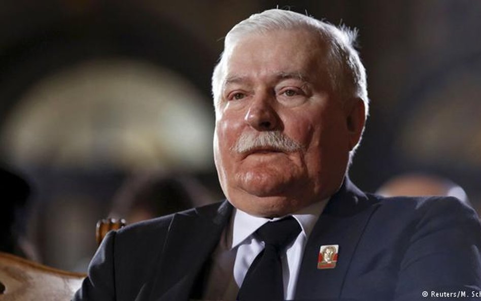 Wałęsa apeluje do UE o pomoc w obronie demokracji w Polsce. "Potrzebne efektywne działania"