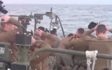 Iran zbuduje pomnik upamiętniający schwytanie amerykańskich marynarzy?