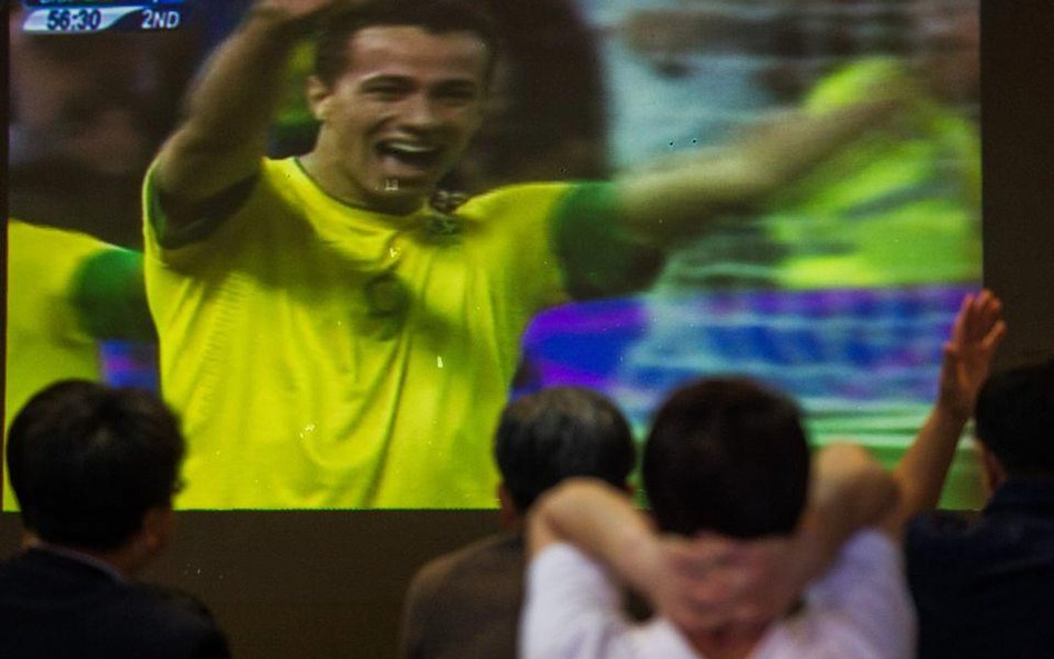 Brazylijczycy strzelają w każdym meczu po trzy bramki