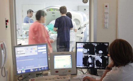 Sprzedaż aparatury medycznej bez VAT